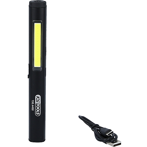 Zwarte staafvormige lamp met LED-licht en oplaadkabel. De woorden "KS Tools" zijn te zien op de lamp.